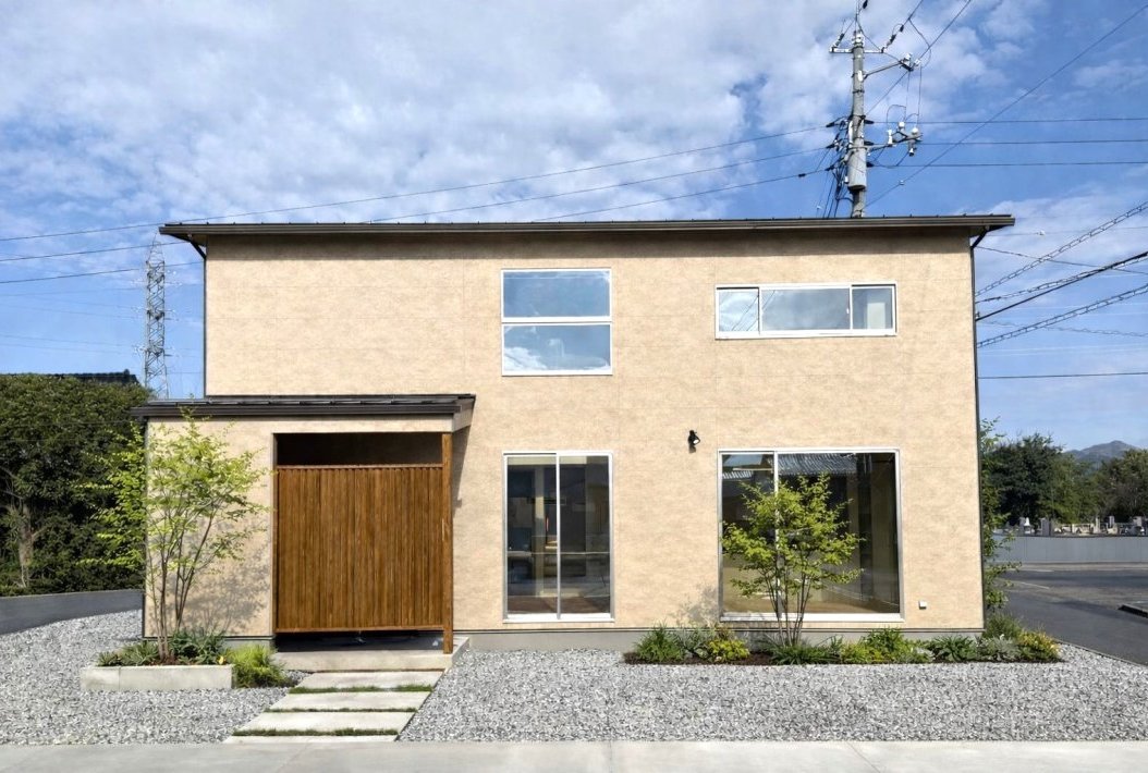 お家が片付く収納充実×吹き抜け34坪4LDKのモデルハウス