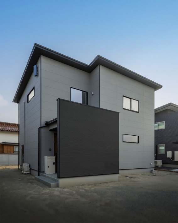 グレージュをメインカラーにしたホテルライクなモデルハウス